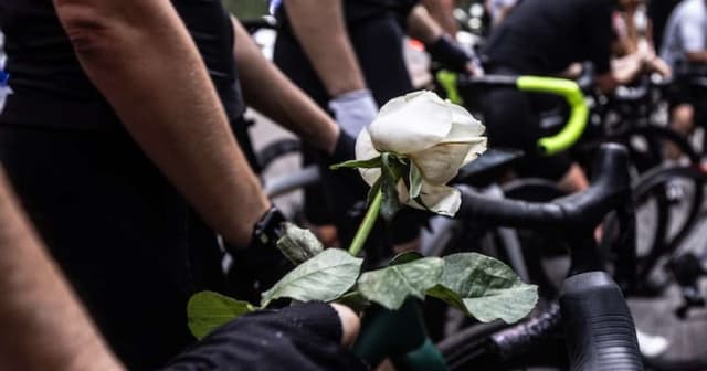 Ciclista assassinado em SP gera clamor por segurança