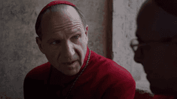 Confusão sobre Oscar impede vitória de Ralph Fiennes