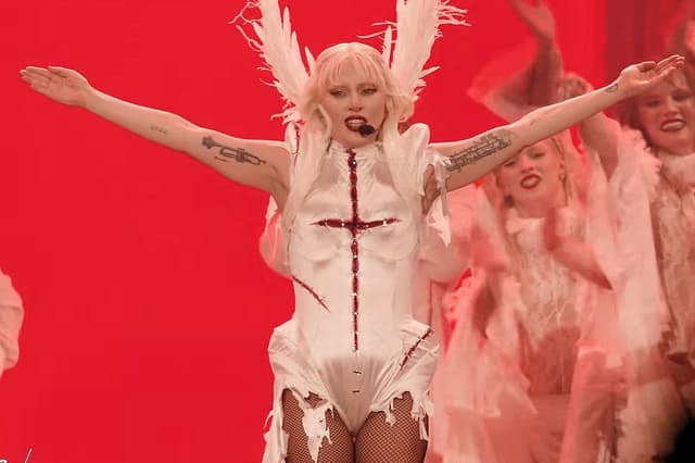 Cantora utiliza sua influência para transmitir mensagens poderosas em eventos e redes sociais. Reprodução: Globo