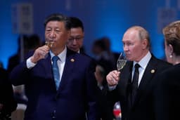 Putin e Xi Jinping serão representados na Cúpula do Brics por videoconferência e pelo primeiro-ministro Li Qiang.; Legenda da imagem. Reprodução: Globo