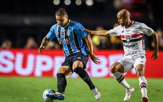 [São Paulo vence Grêmio na estreia da camisa polêmica]. Reprodução: Esporte