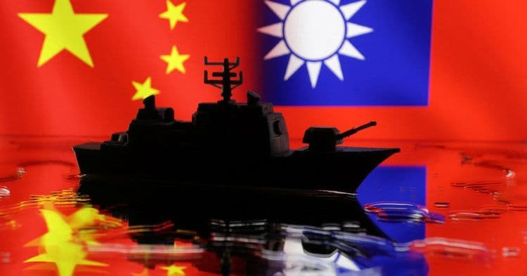 Colisão no Estreito de Taiwan Revela Tensão Naval Com Chineses