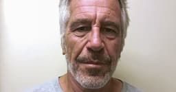 Modelo encerra processo contra psiquiatra por suposta ligação com as atividades de Jeffrey Epstein. Reprodução: Reuters