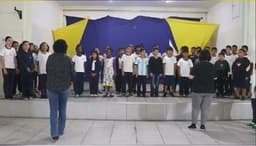 Diretor da EMEF Espaço de Bitita, Claudio Marques, em debate na USP, enfrenta possível afastamento. Legenda da imagem. Reprodução: Globo