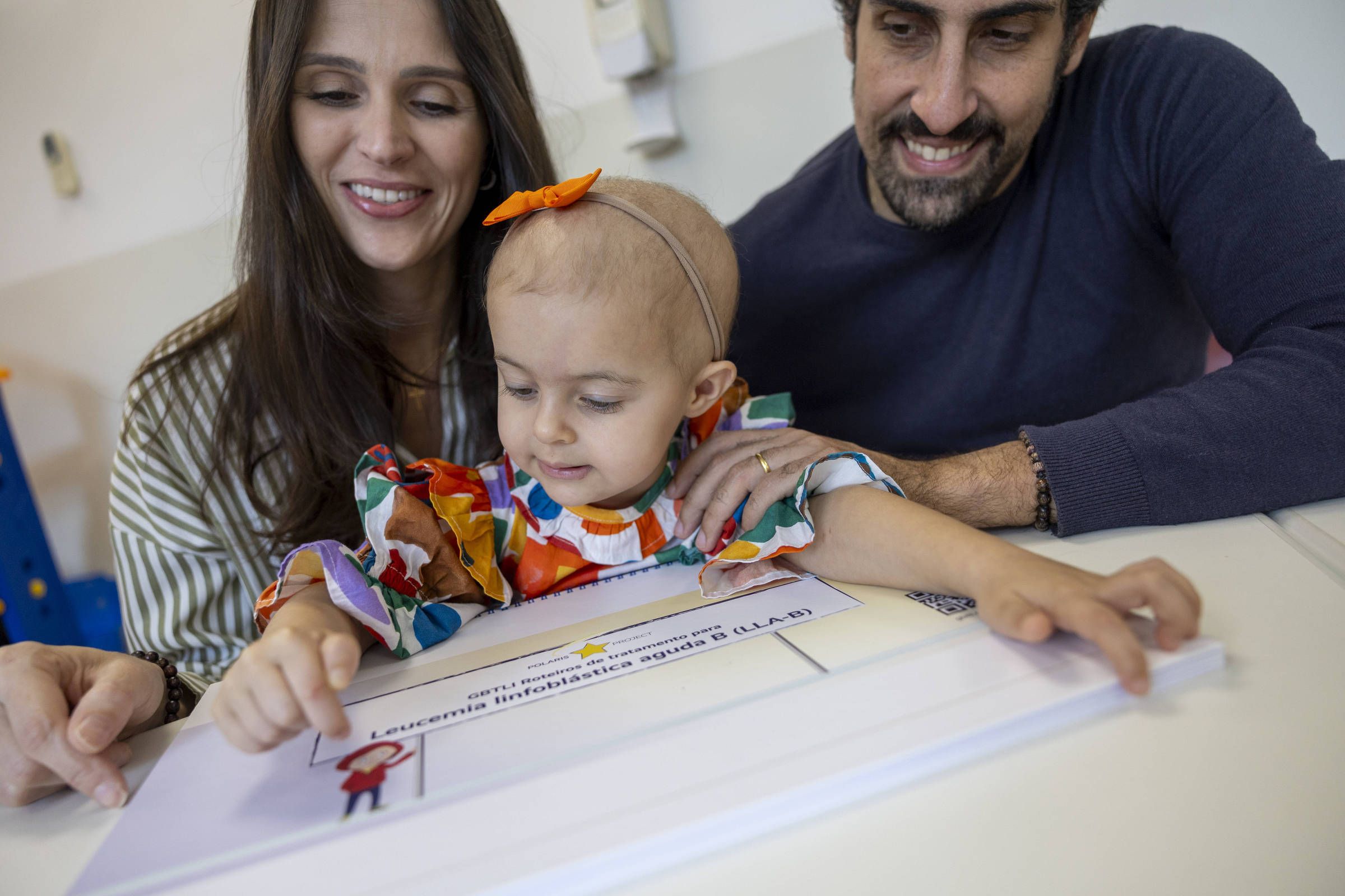 Ferramenta criada por mãe explica tratamento de leucemia em linguagem infantil