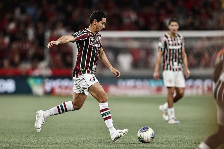 Ganso passa por cirurgia e retorna aos treinos em breve