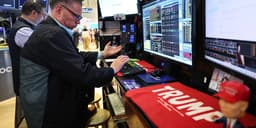 Investidores avançam no mercado, ignorando preocupações com a guerra comercial de Trump, segundo pesquisa do BofA.; Reprodução: Business Insider