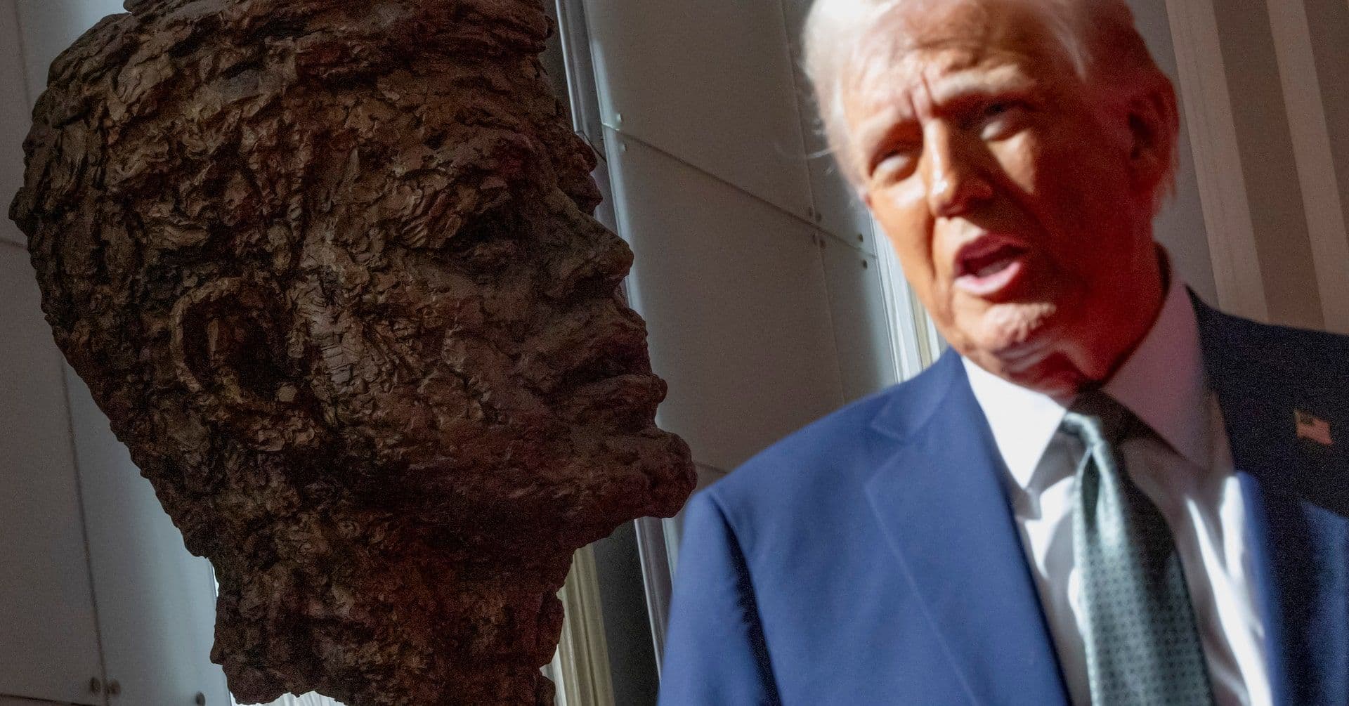 Trump Libera 80.000 Páginas sobre Assassinato de JFK