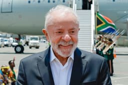 Lula em Maputo, durante assinatura de nove acordos bilaterais e discurso sobre combate ao crime organizado. Reprodução: O Globo