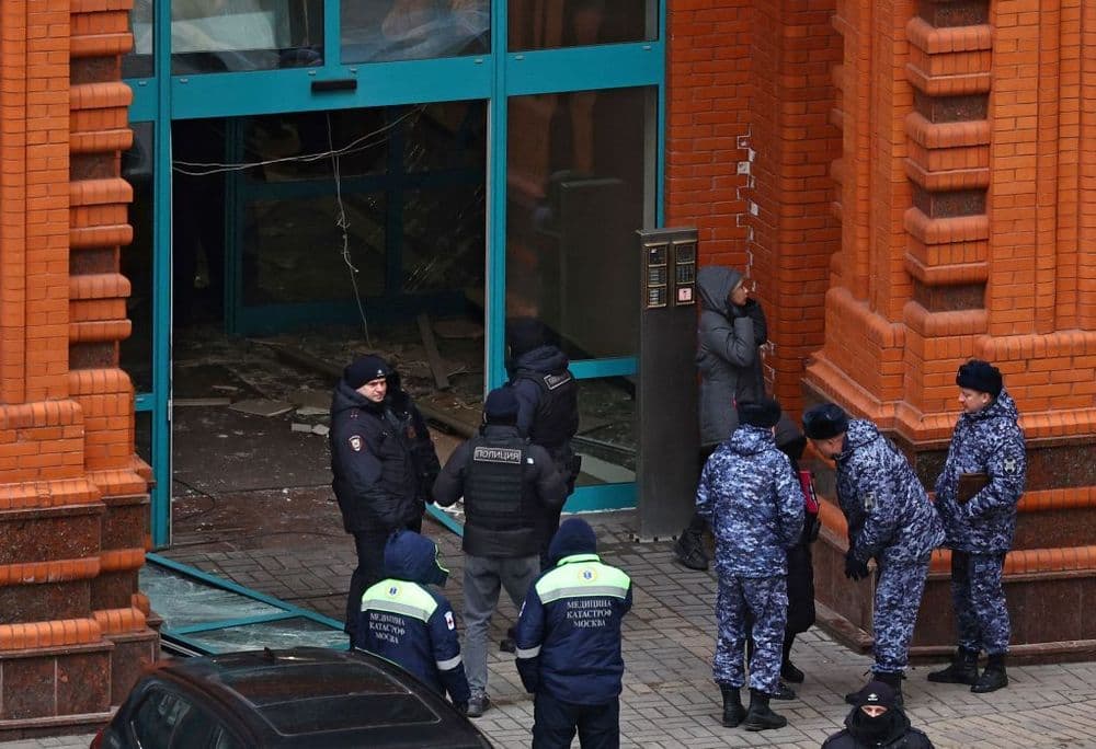 Explosão em Moscou resulta na morte de líder paramilitar