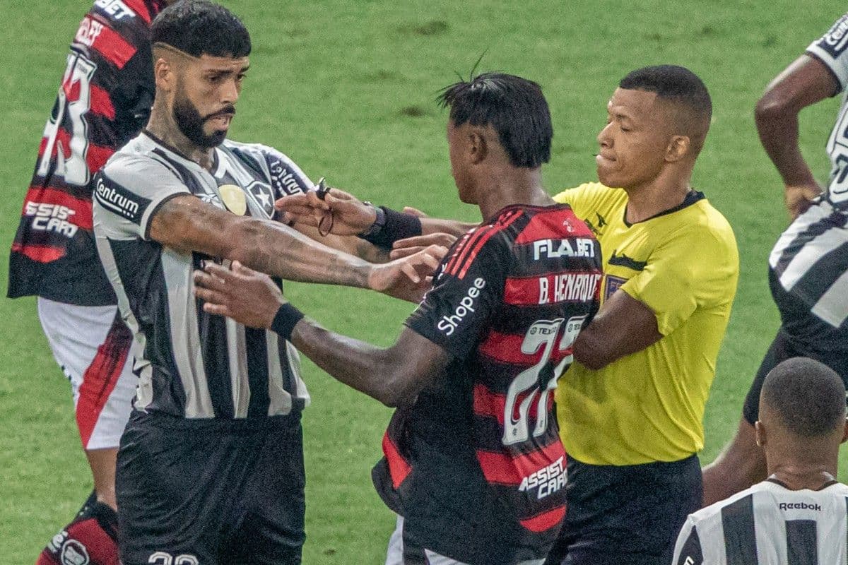 Punições para Barboza, Cleiton e Gerson no Carioca