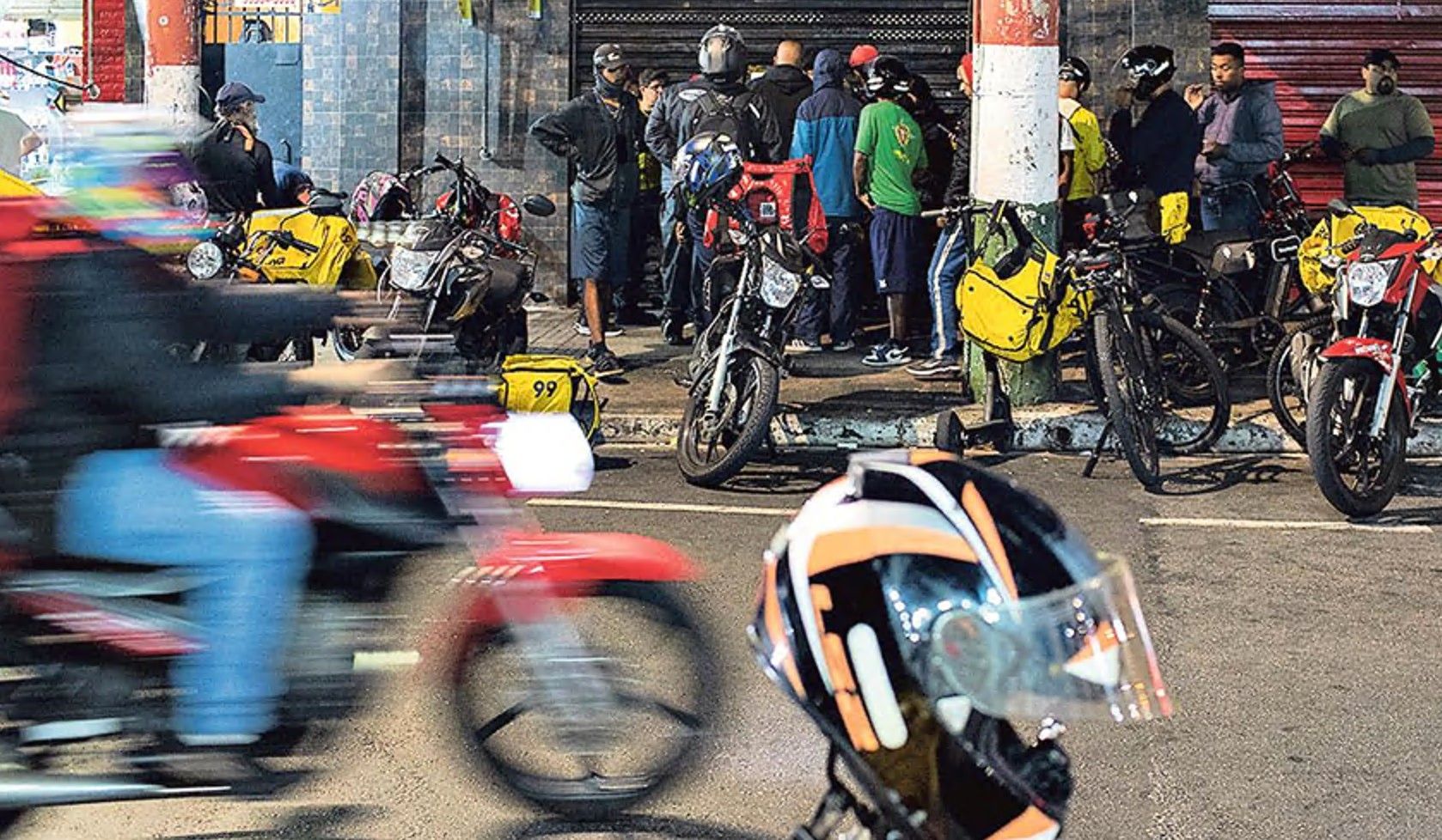 Tarcísio e Haddad discutem estratégias para conquistar o voto dos motoboys. Reprodução: Oglobo