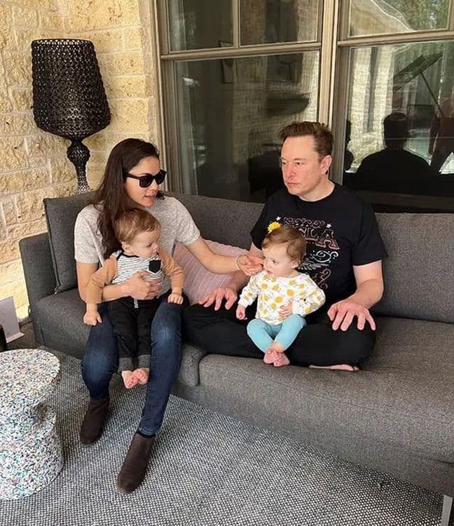 Elon Musk anuncia nascimento do 14º filho