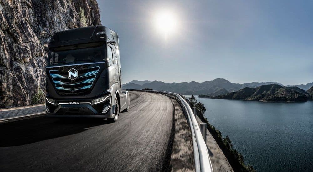 Audiência judicial avança na venda dos ativos da Nikola para a Lucid Motors. Reprodução: TechCrunch