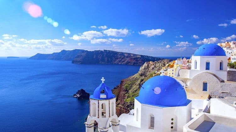 Mais de 7000 deixaram Santorini após terremotos