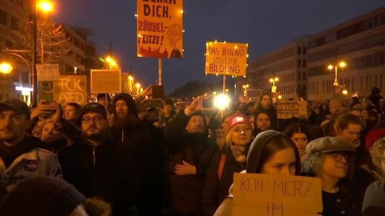 Protestos em Berlim contra restrição à imigração