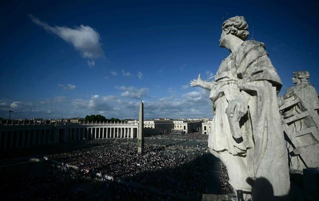 Leão XIV é eleito o primeiro Papa americano durante o conclave no Vaticano. Reprodução: Globo
