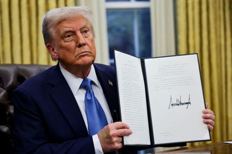 Trump impõe tarifa de 25% sobre aço e alumínio