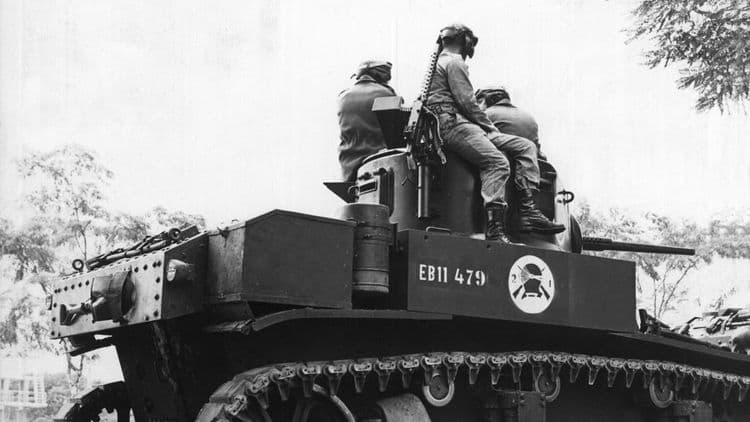 Clube Militar Reage a Crises e Defende Instituições Brasileiras