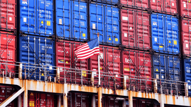 China Retalia EUA e Aumenta Tensão Comercial