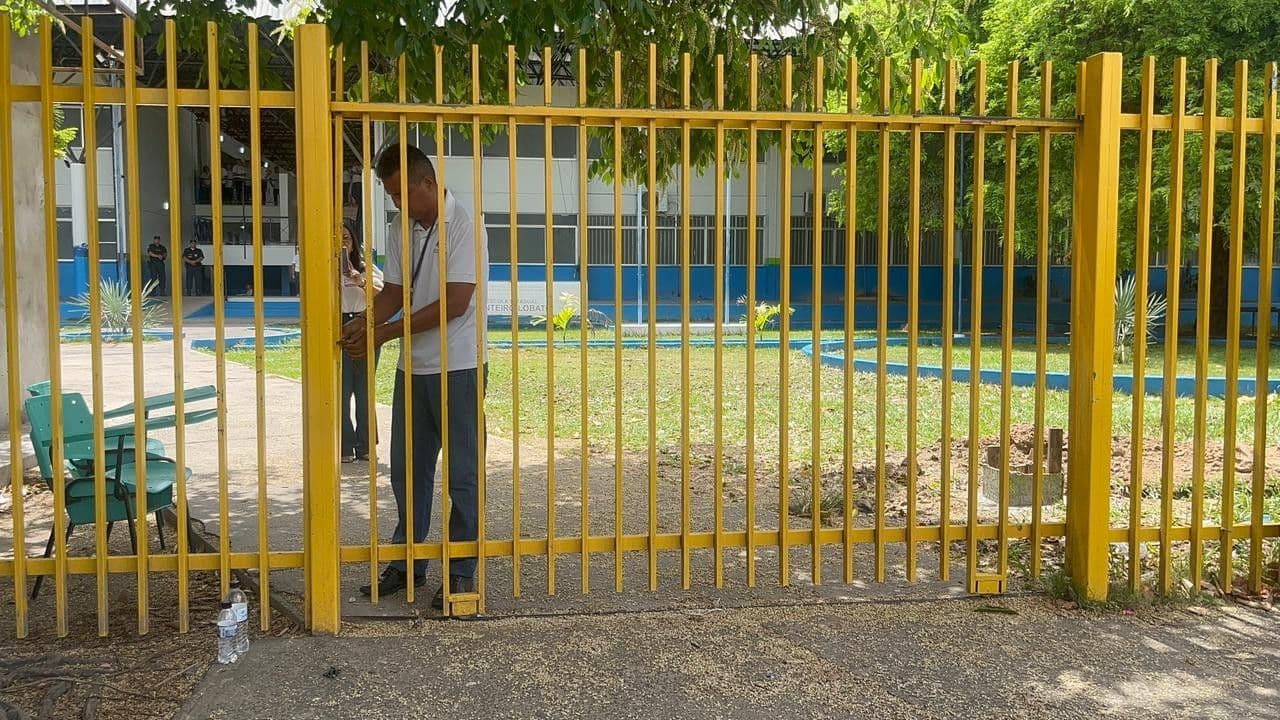 Portões fechados no Enem 2025 em Roraima. Reprodução: G1
