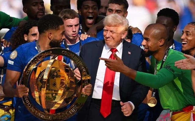 Cucurella recorda clima tenso com Trump durante o Mundial de Clubes.; Reprodução: Esporte IG