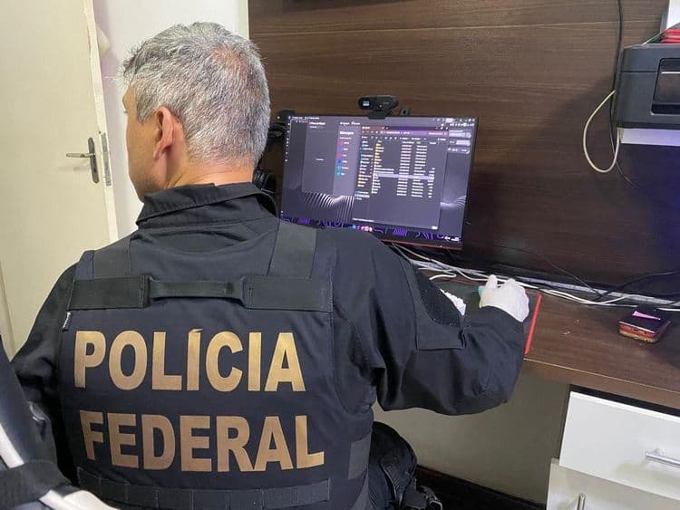 Imagem revela proposta de emprego com remuneração inicial de até R$ 11 mil. Reprodução: Globo