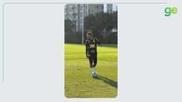 Neymar demonstra habilidade em treino no Santos. Reprodução: Globo