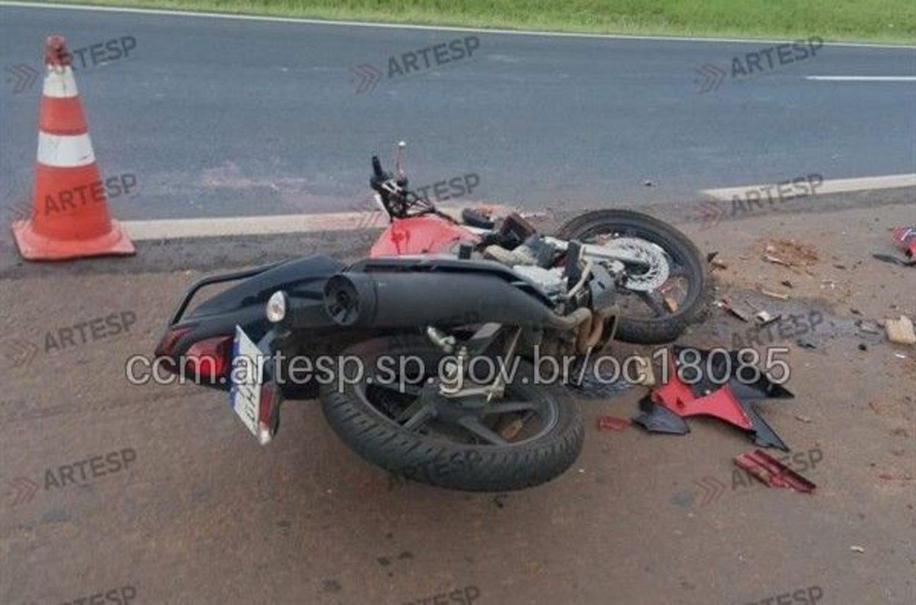 Motociclista morre em grave acidente na Rodovia Washington Luís, interior de SP. Reprodução: G1