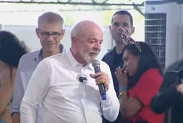 Lula defende exploração responsável de petróleo na Amazonia