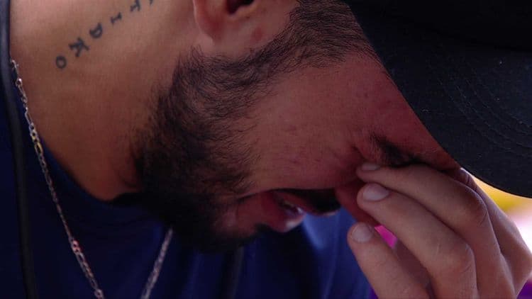 João Pedro chora após vitória de João Gabriel no BBB 25