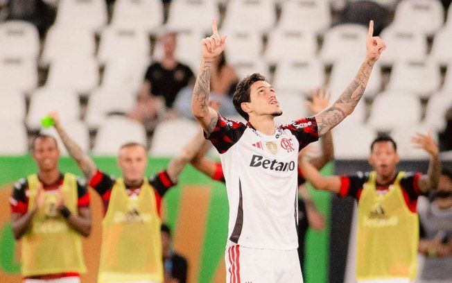 [Flamengo vence clássico e domina Botafogo por 3 a 0]. Reprodução: Esporte