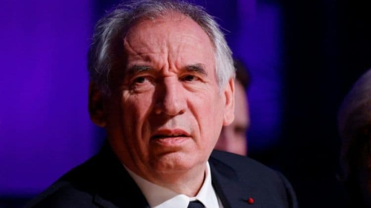 François Bayrou será ouvido por comissão sobre acusações de agressões em escolas. Reprodução: AFP