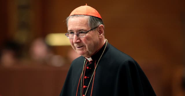 Críticas surgem após a nomeação de cardeal acusado de ocultar abusos para cerimônia de sepultamento do Papa. Reprodução: Reuters