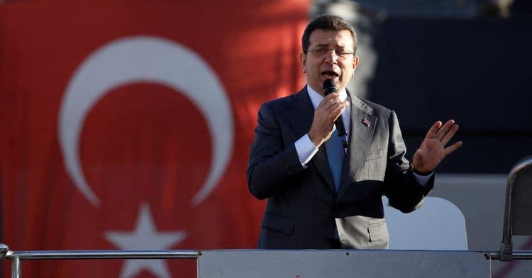 Turquia Detém Prefeito de Istambul e Apreende Empresa