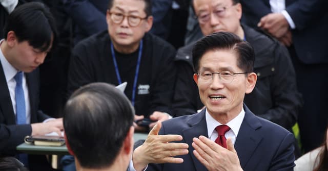 Conservadores da Coreia do Sul reiniciam processo de escolha de candidato à presidência. Reprodução: Reuters