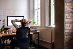 Decisão da 8ª Corte impede a regra do FTC que facilitaria o cancelamento de assinaturas. Reprodução: Business Insider